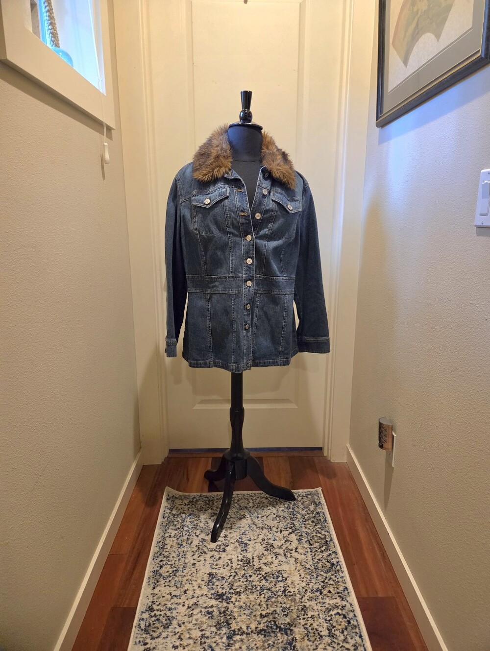 Style. & Co Womens Dark Blue Denim Jacket with Faux Fur Collar